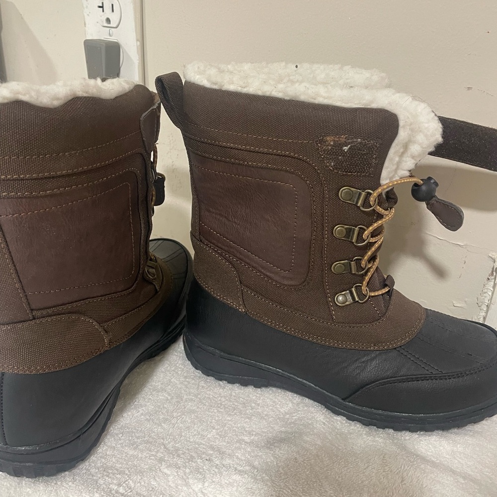 Brown and Black Winter Boots with Fur Lining